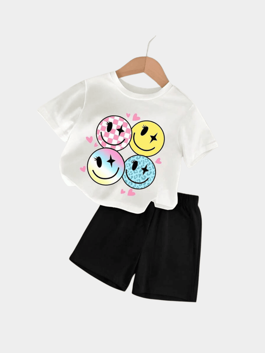 Smile White T-shirt And Shorts Set - ChildrenGoods
